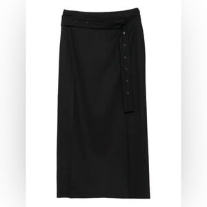 Low Classic
eyelet-detail belted skirt